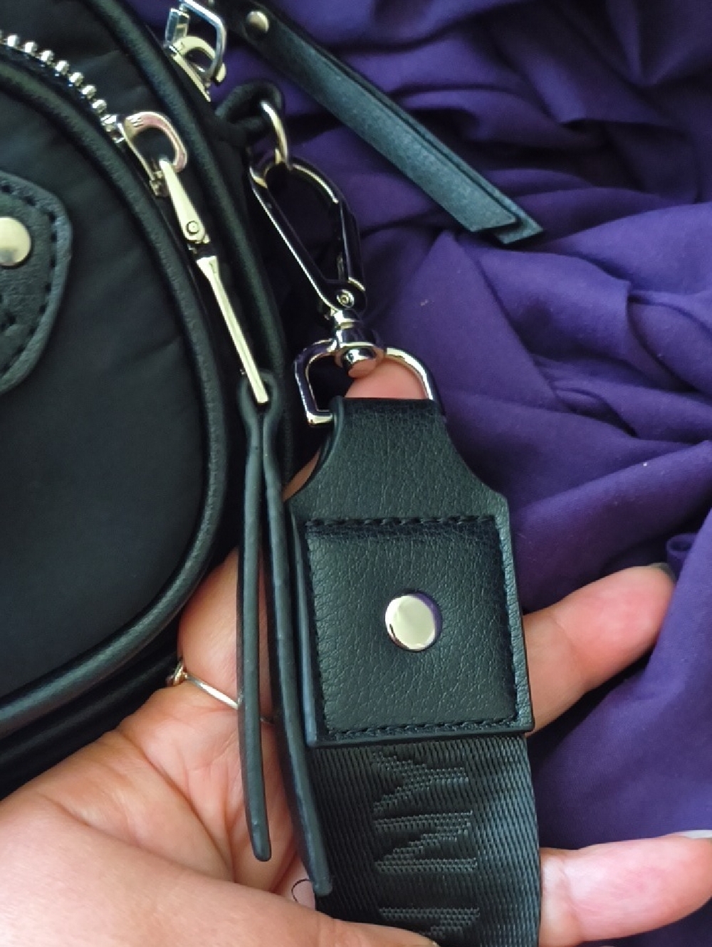 Very Cute Steve Madden Crossbody/Fanny Pack Purse - Picture 11 of 12